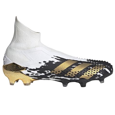 adidas predators met pinnen|adidas predator voetbalschoenen.